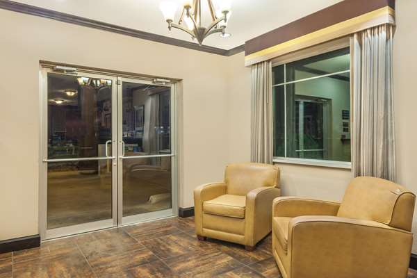  - Super 8 Motel Center