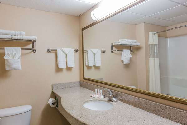  - Days Inn Budd Lake