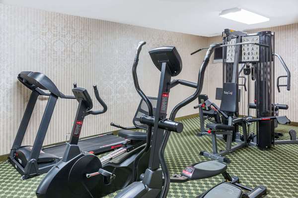  - Days Inn Budd Lake