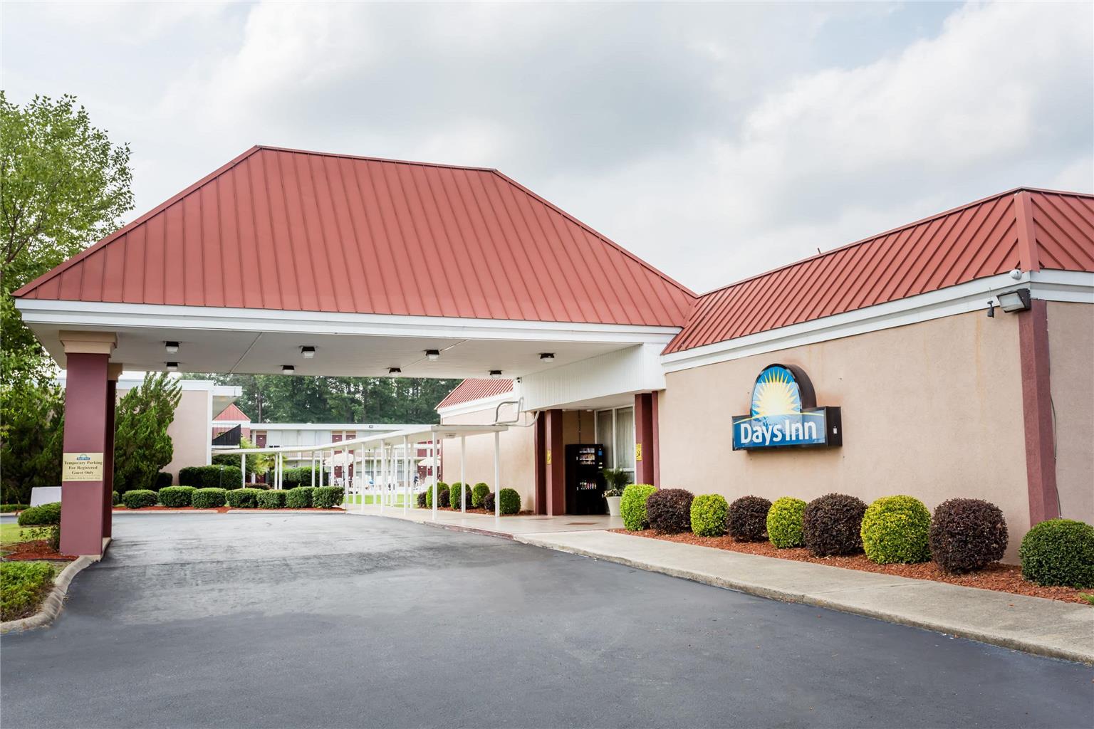 Days Inn Goldsboro