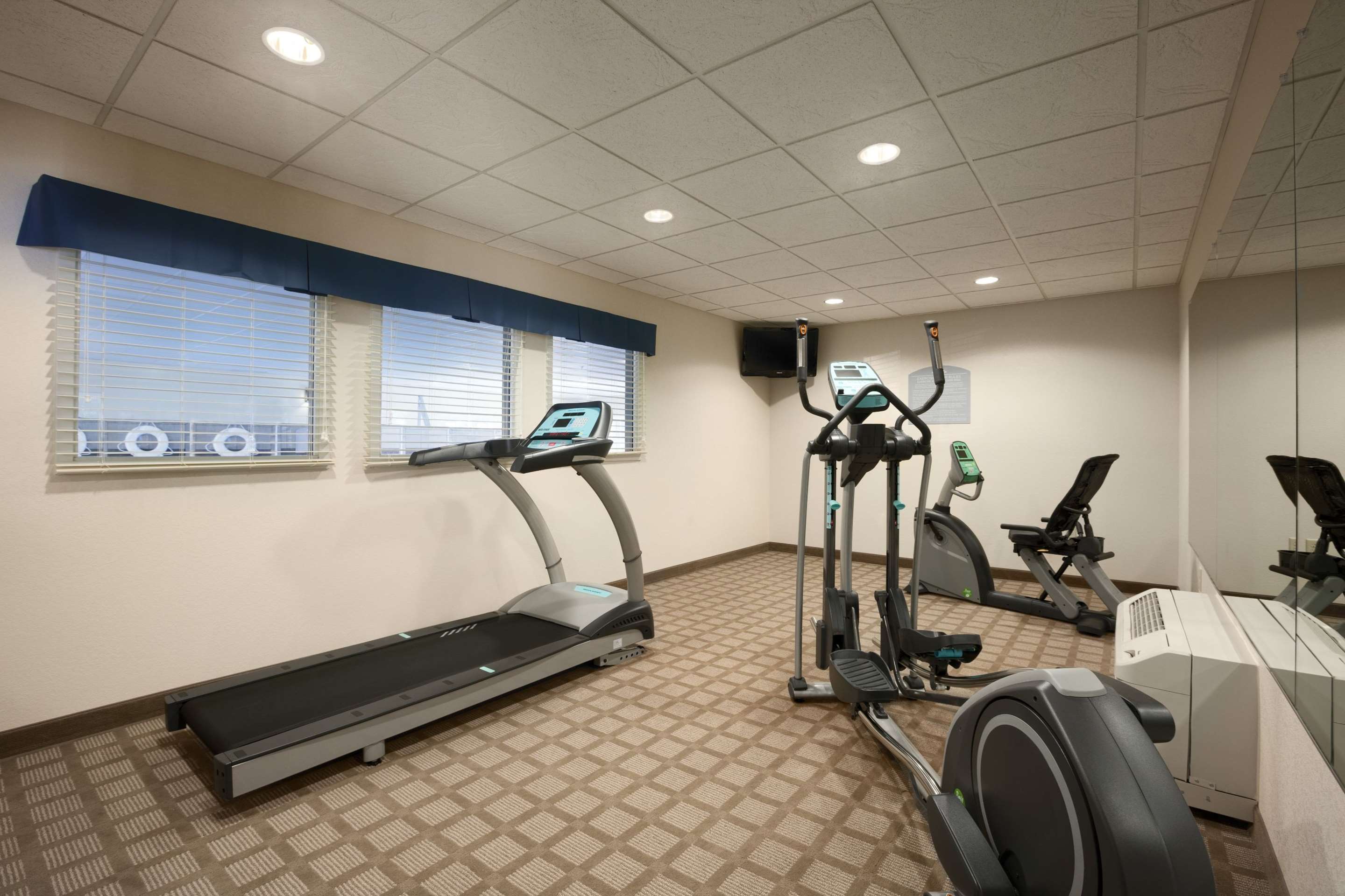 GymFitness Center | Spark by Hilton Wilkes Barre
