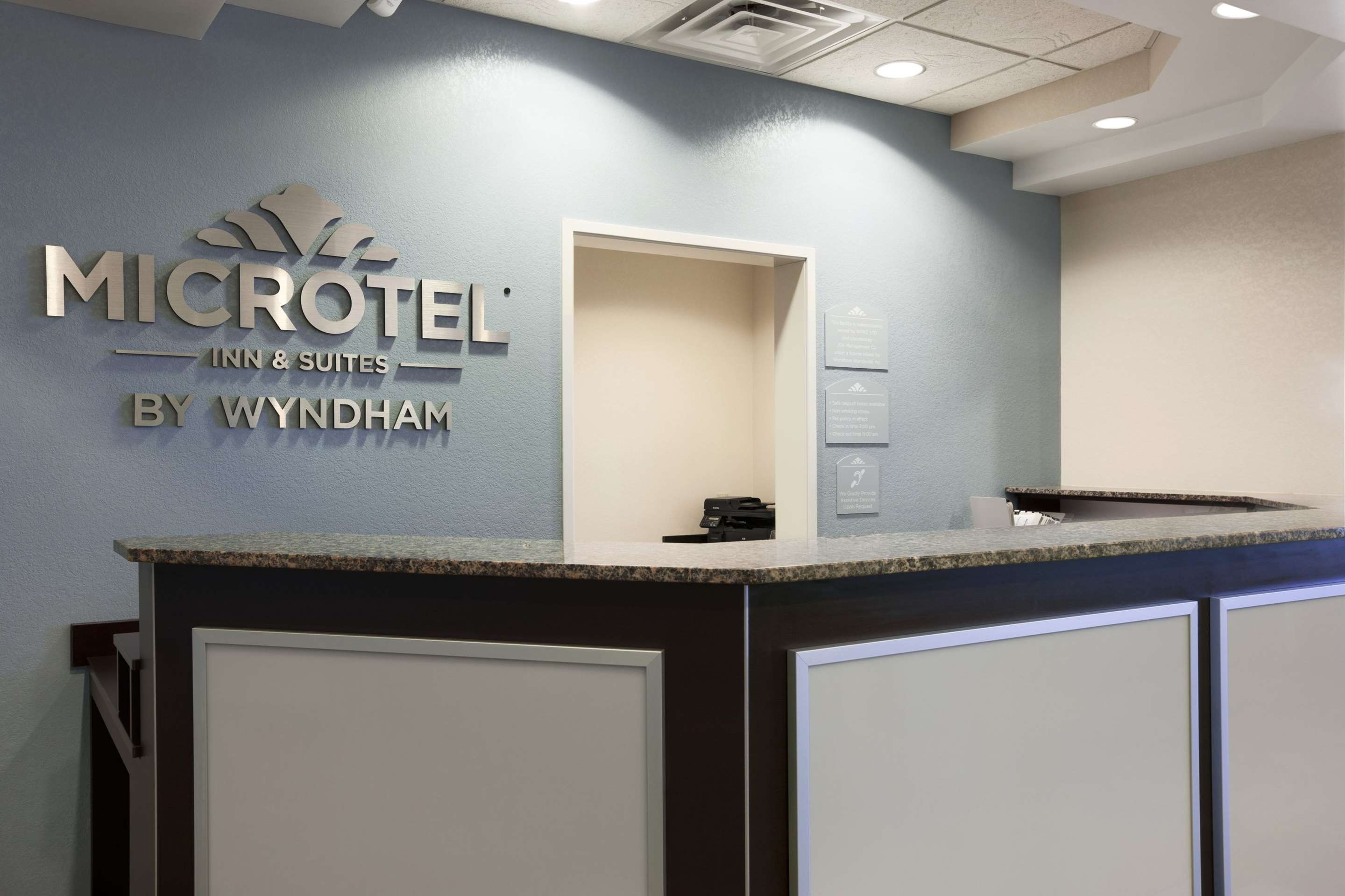 Front Desk | Spark by Hilton Wilkes Barre