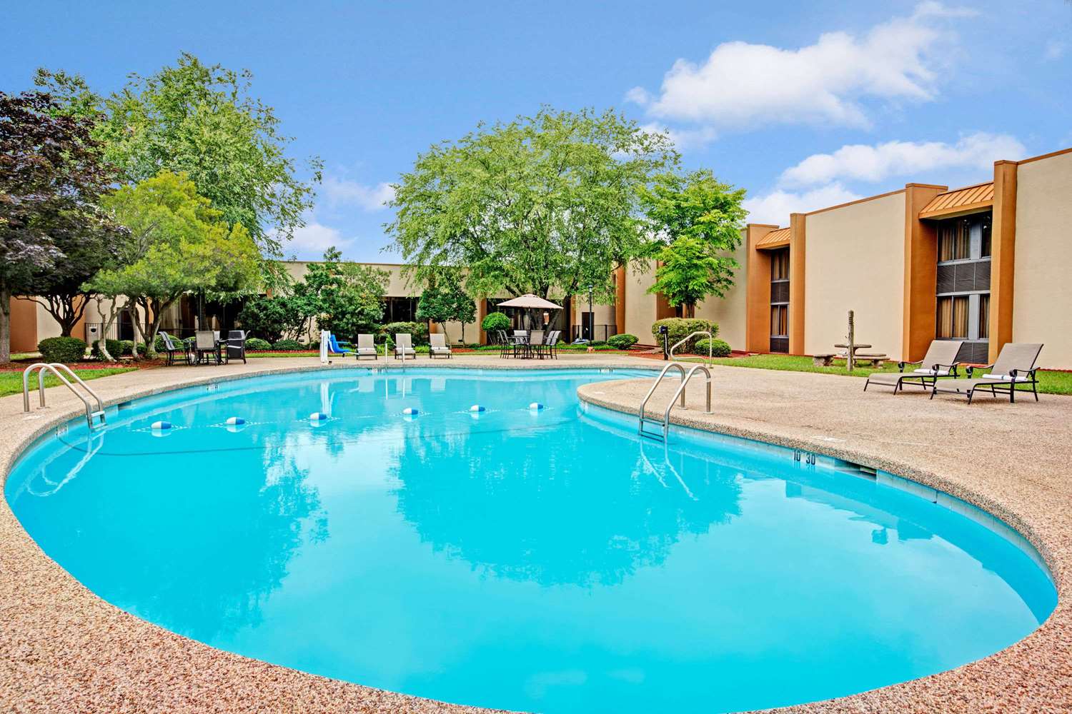 Ramada Inn Statesville I77, Exit 49A, NC See Discounts