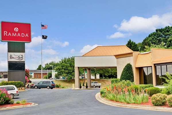 Exterior view - Ramada Inn Statesville - I-77, Exit 49A