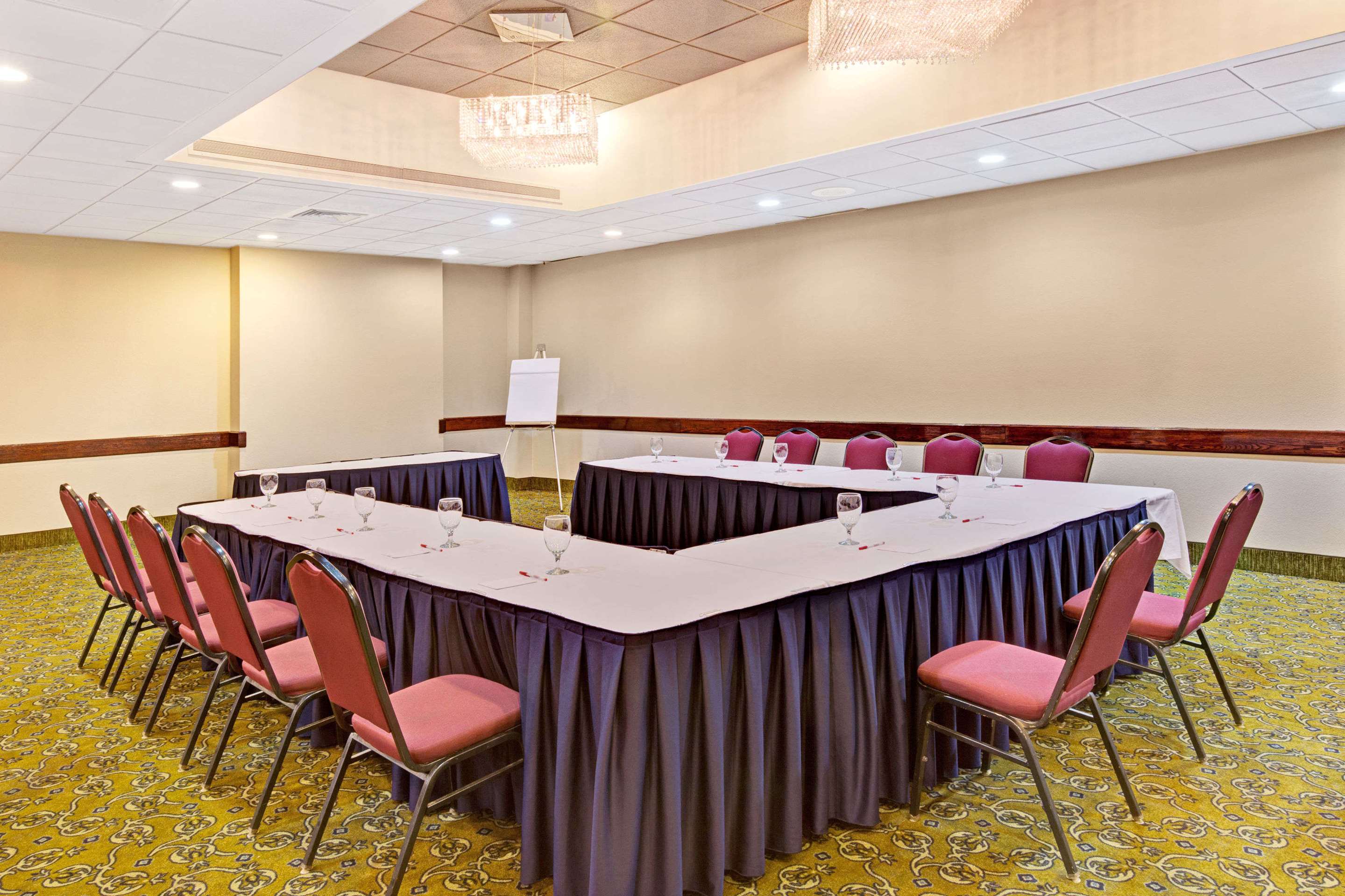 Meeting Room | Sonesta Select Hotels Statesville