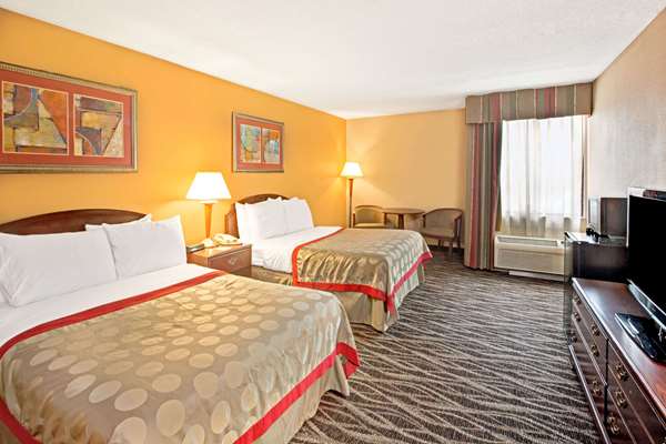  - Ramada Inn Statesville - I-77, Exit 49A