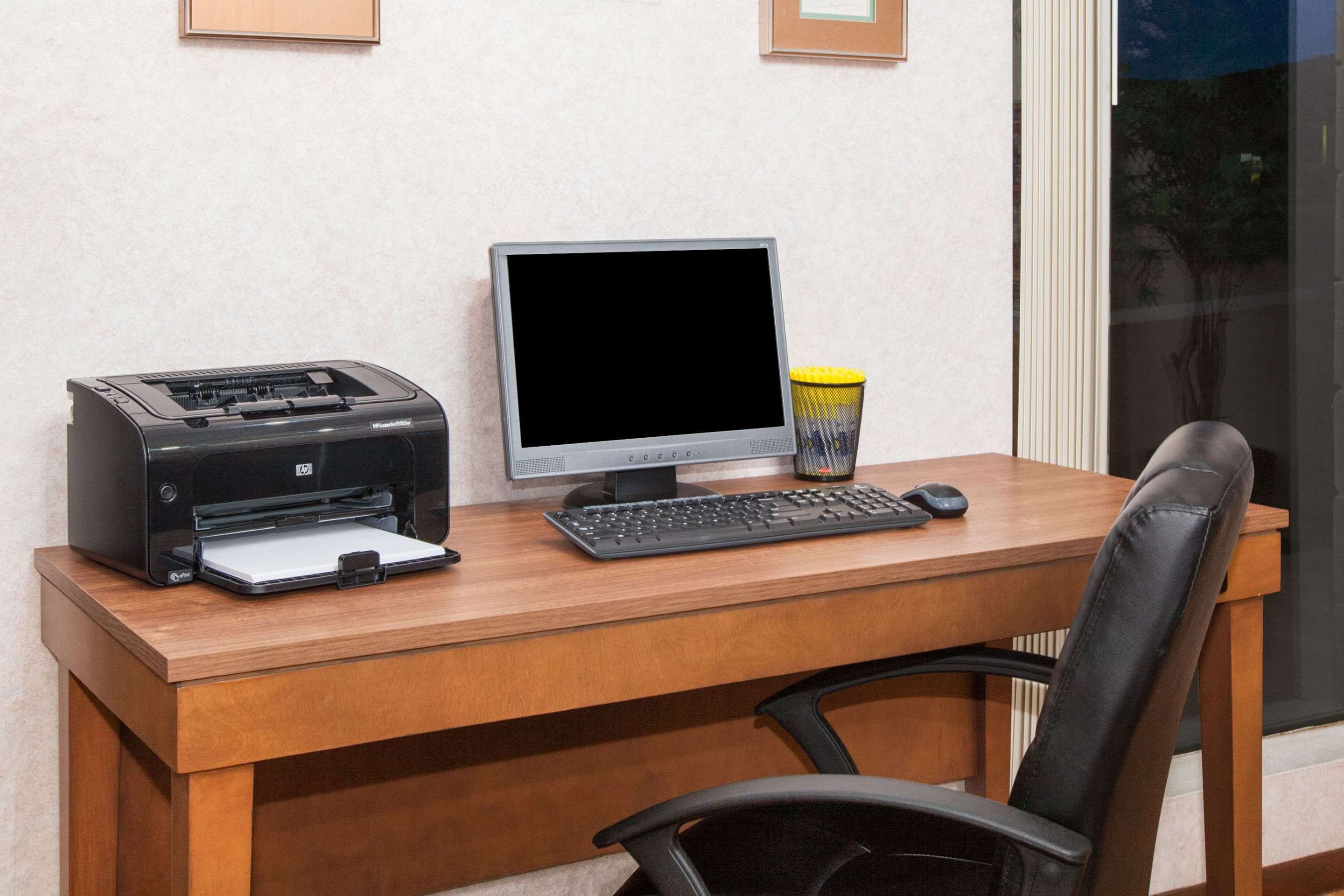 Business Center | Kokopelli Inn Sedona, Trademark Collection by Wyndham