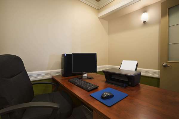 Conference Area - Days Inn High Level