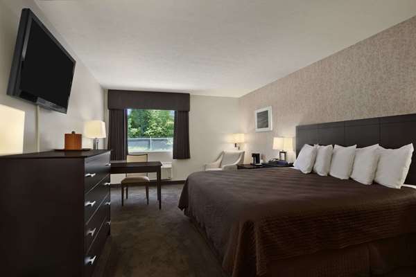  - Travelodge Hubbard - I-80, Exit 234