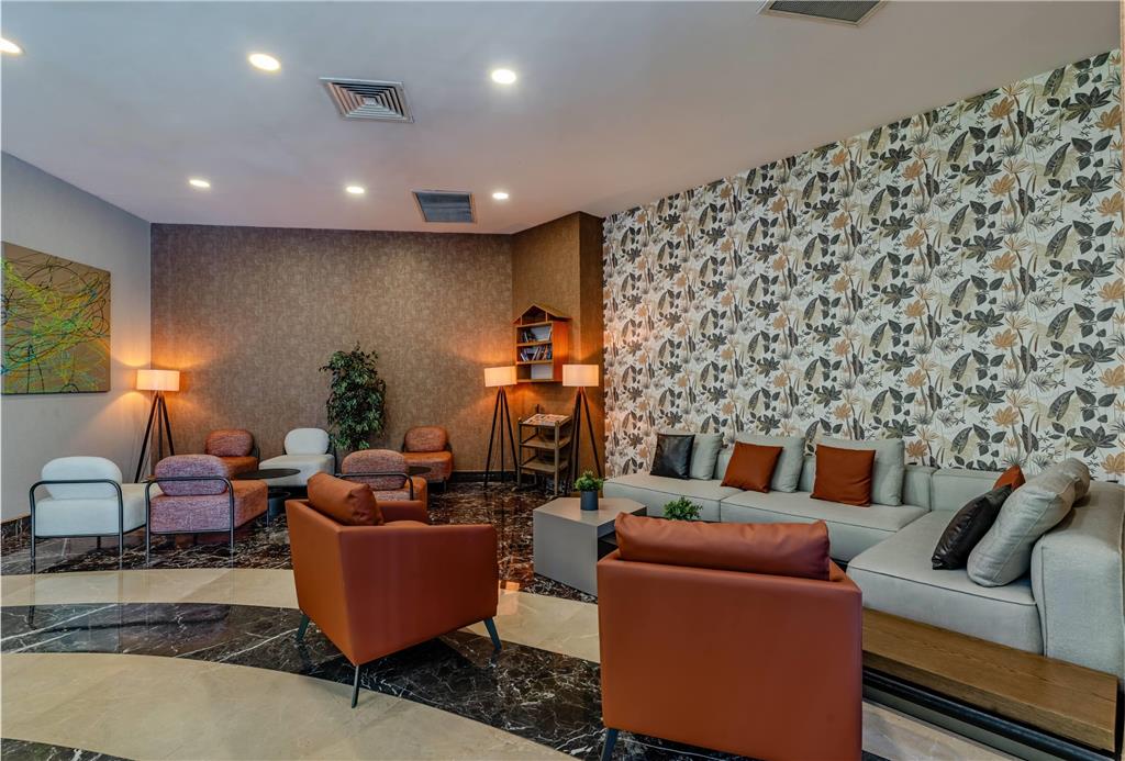RAMADA PLAZA BY WYNDHAM IZMIR-guestroom-Sitting area,On-Site.jpg