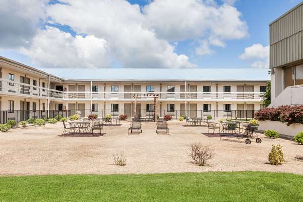 Exterior view - Super 8 Motel Monteagle - I-24, Exit 134