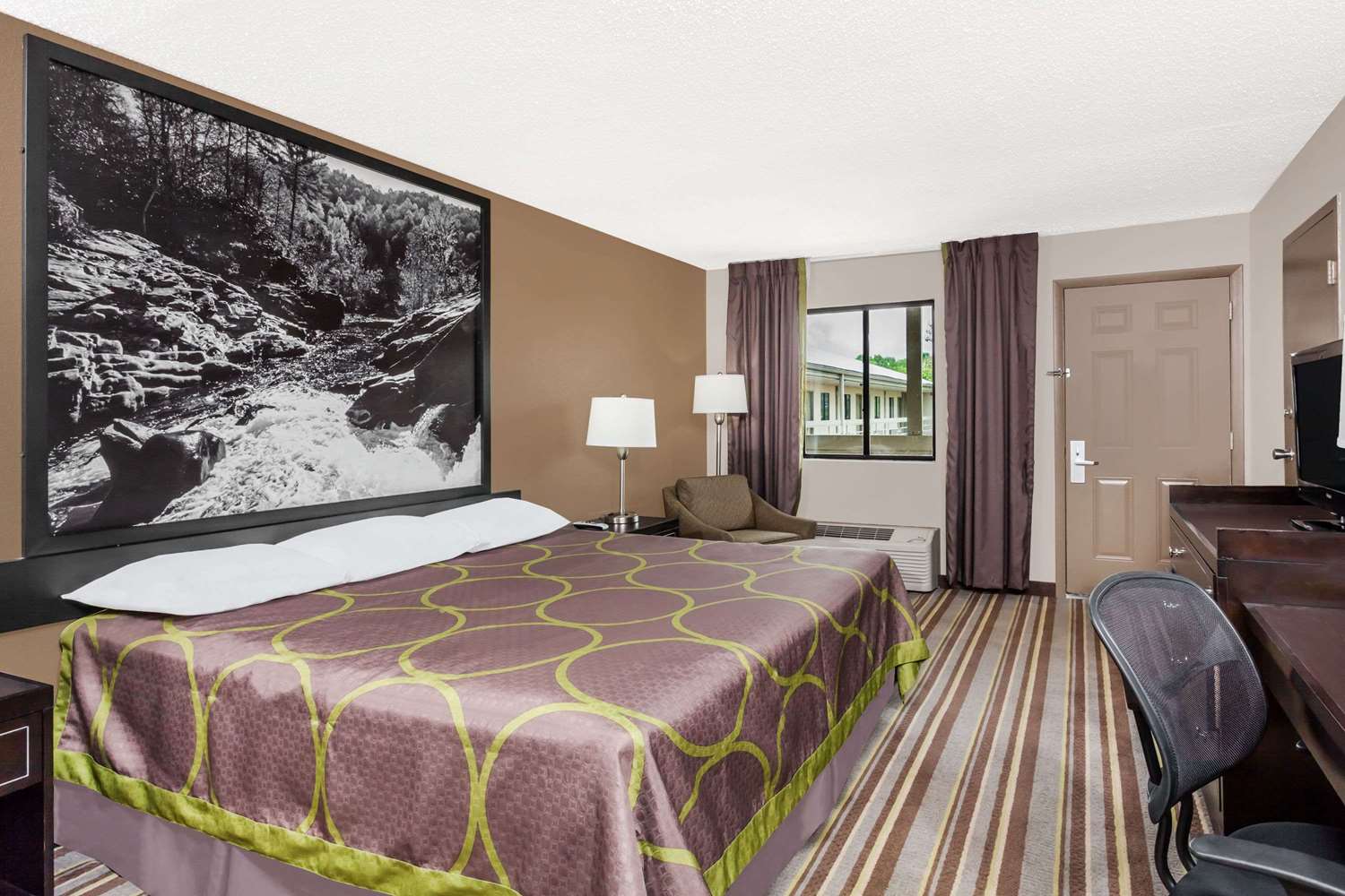 Super 8 Motel Monteagle I24, Exit 134, TN See Discounts