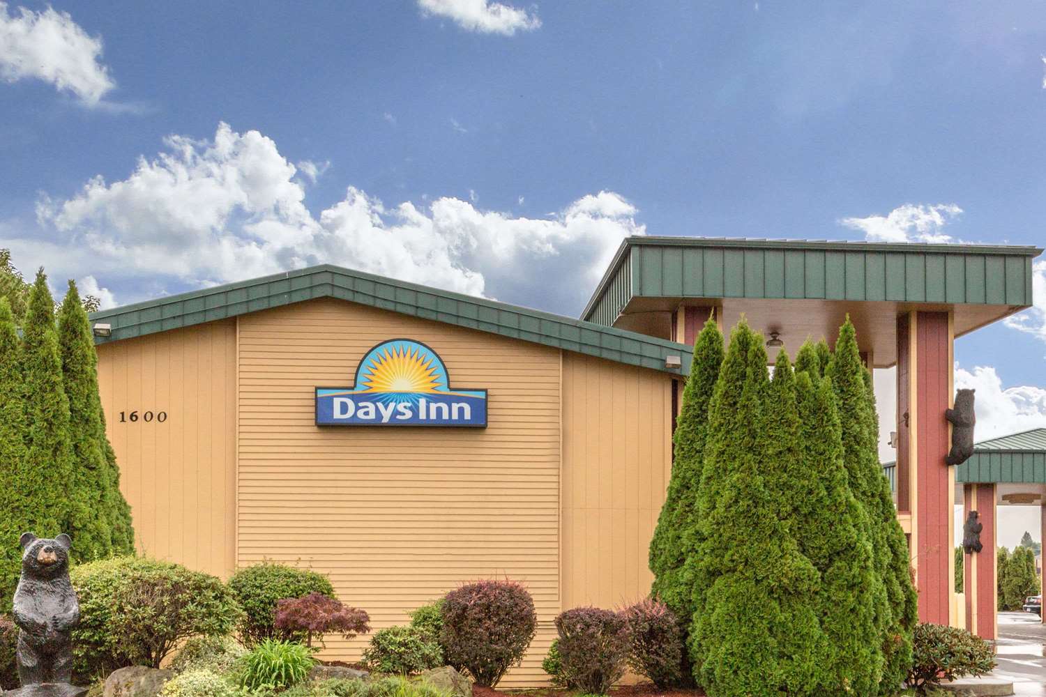 Days Inn Salem, OR See Discounts