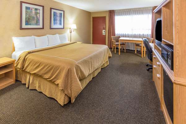  - Days Inn Salem - I-5, Exit 256