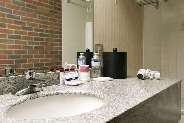  - Ramada Inn Lethbridge