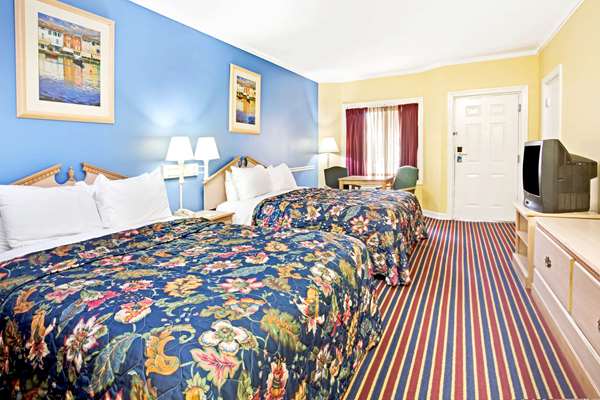  - Days Inn Kingsland - I-95, Exit 3