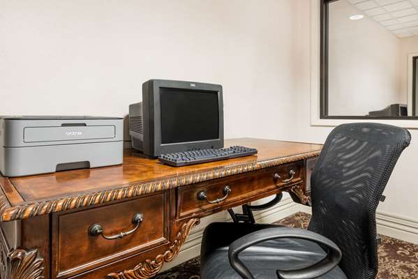 Conference Area - Ramada Inn Harrisburg - I-81, Exit 72