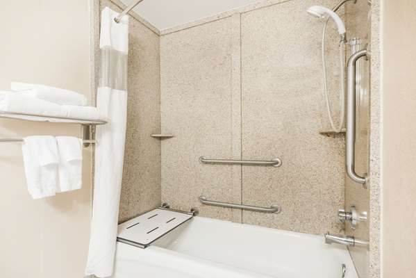  - Ramada Inn Harrisburg - I-81, Exit 72