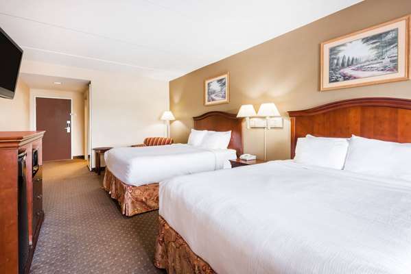  - Ramada Inn Harrisburg - I-81, Exit 72