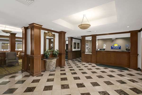  - Days Inn & Suites Northeast Omaha
