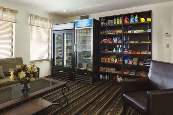  - Hawthorn Suites by Wyndham Fort Wayne - I-69, Exit 311