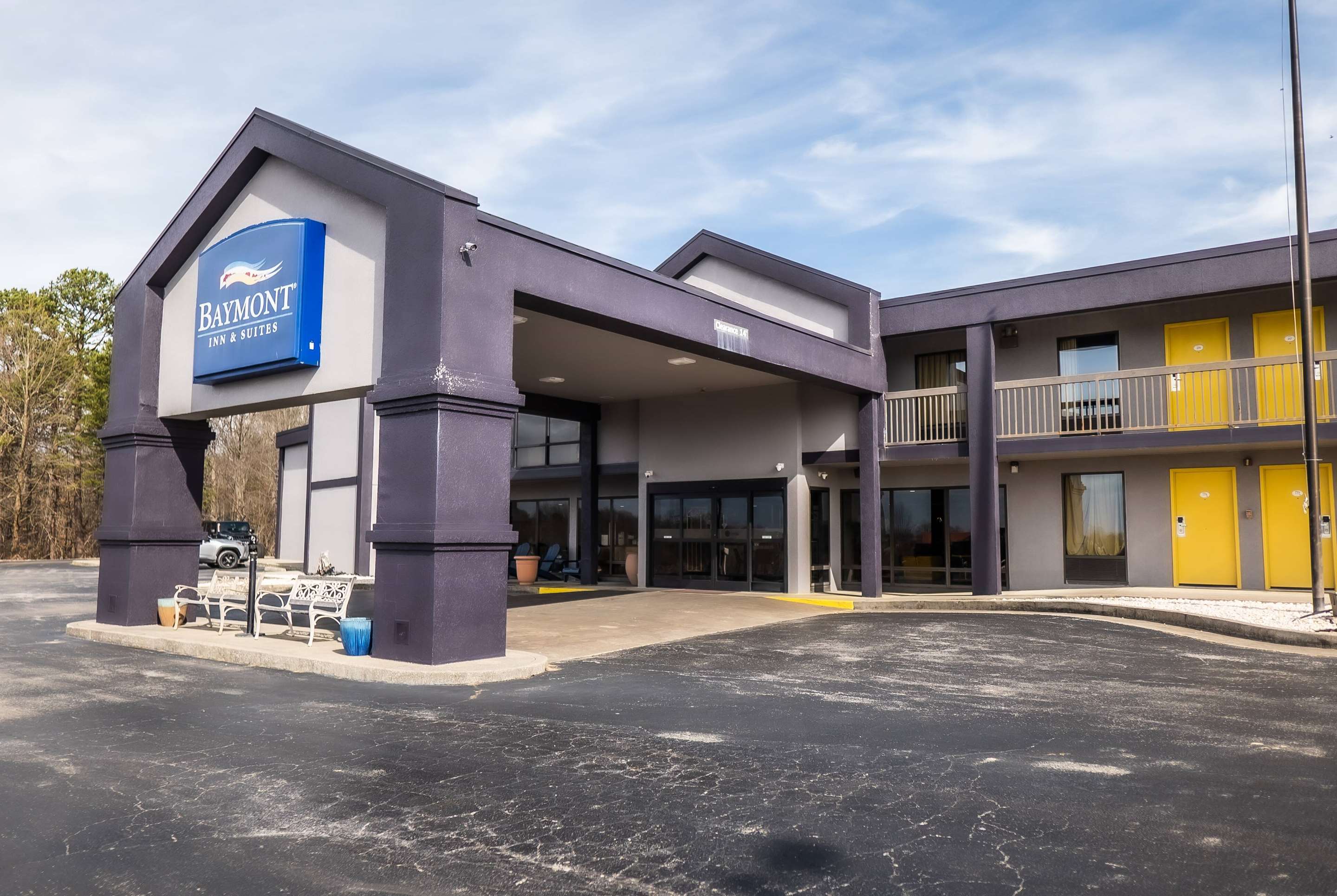 Exterior | Baymont by Wyndham London KY