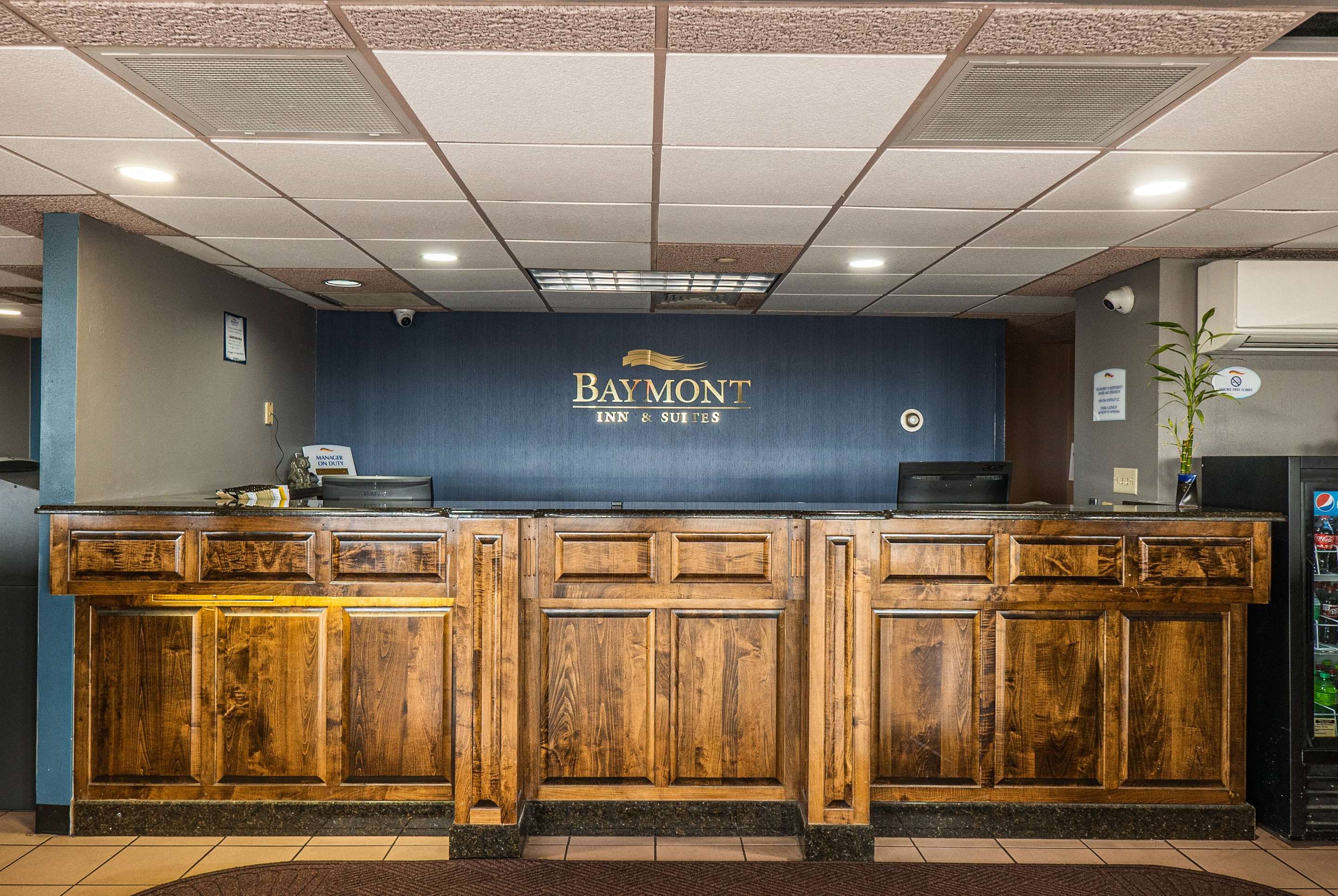 Lobby | Baymont by Wyndham London KY