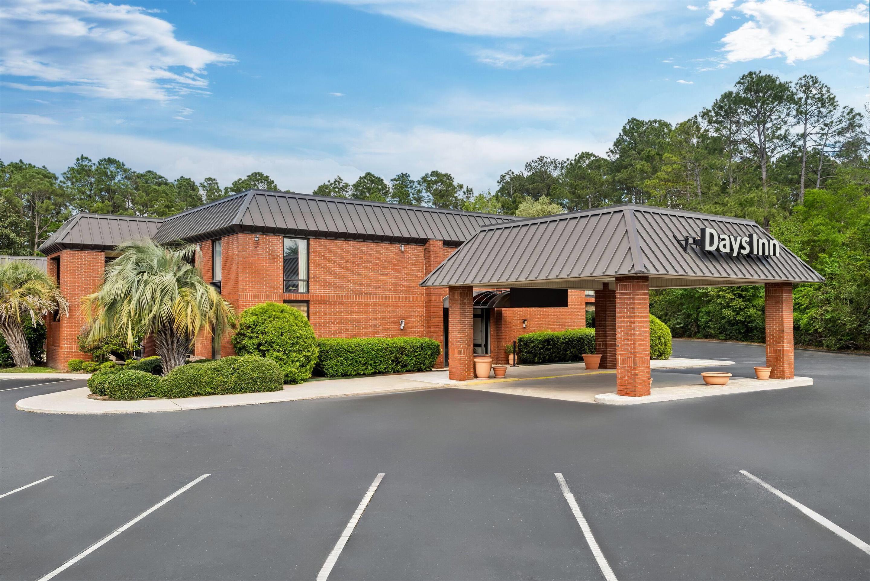 Exterior | Days Inn by Wyndham Statesboro