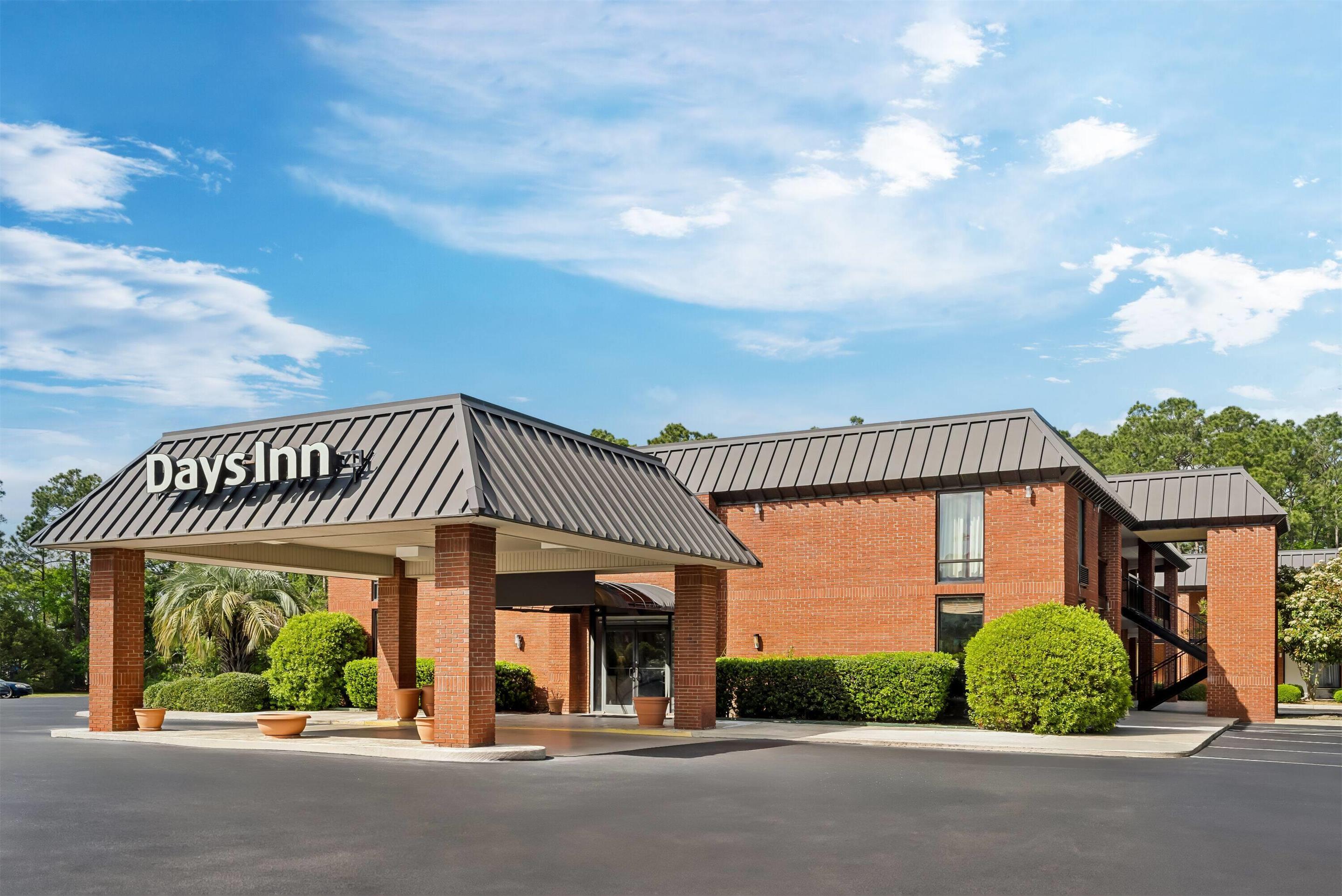 Exterior | Days Inn by Wyndham Statesboro