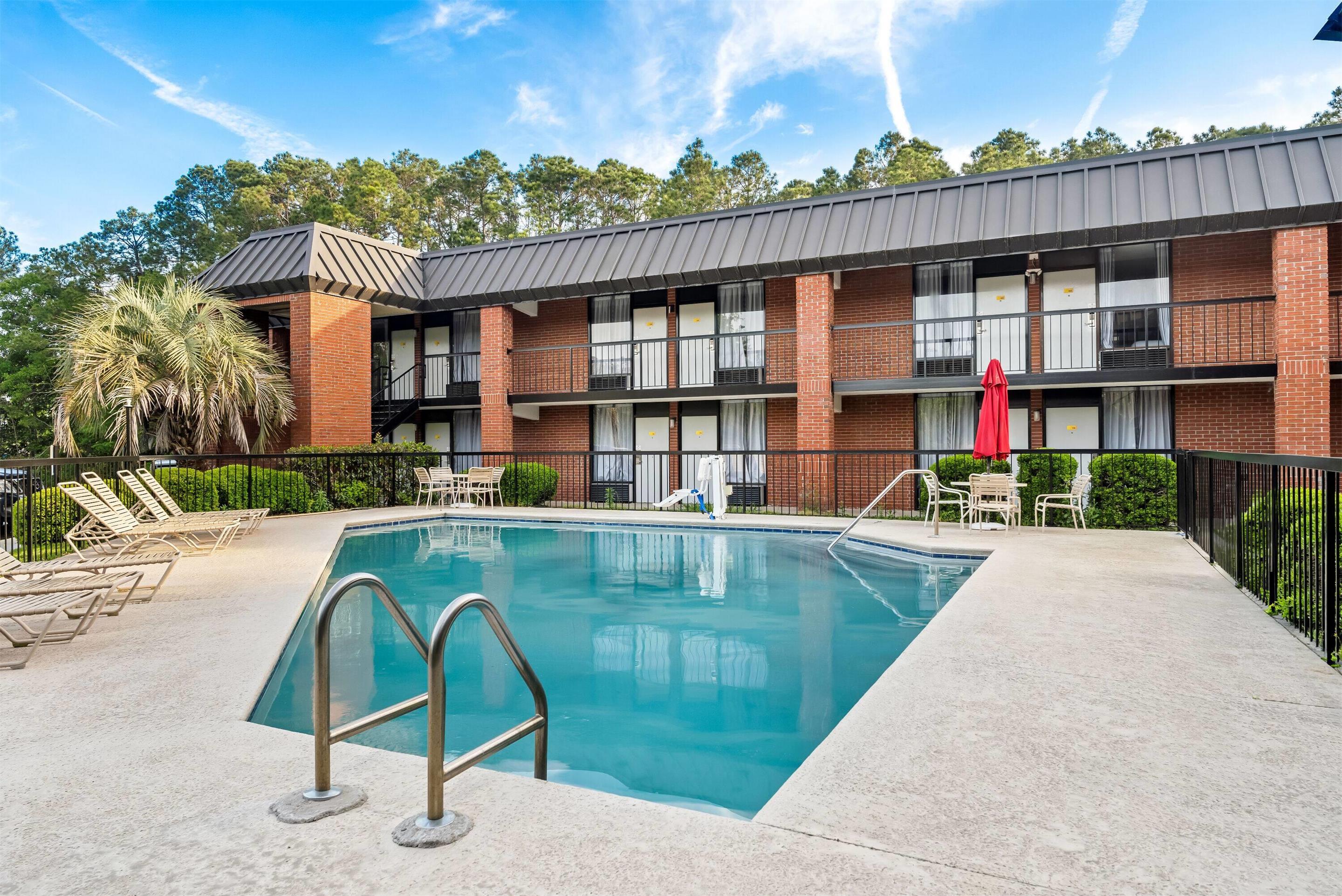 Pool - indoor | Days Inn by Wyndham Statesboro