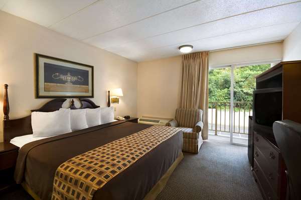  - Days Inn Birmingham - I-65, Exit 252