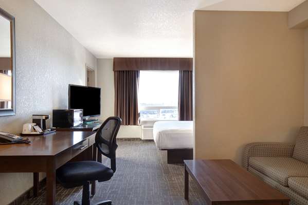 Suite - Days Inn & Suites Yorkton