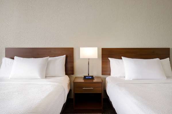  - Days Inn & Suites Yorkton