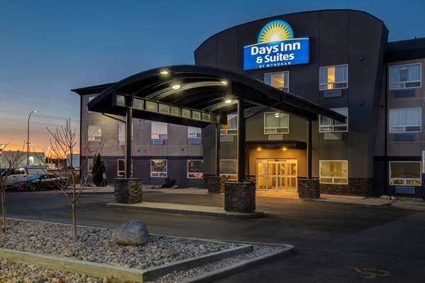Exterior view - Days Inn & Suites Yorkton