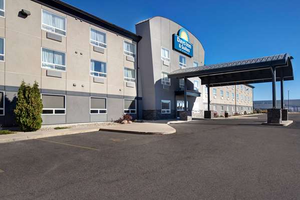 Exterior view - Days Inn & Suites Yorkton