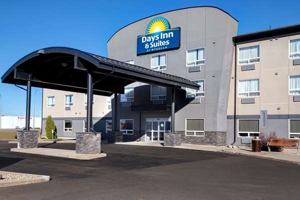 Exterior view - Days Inn & Suites Yorkton