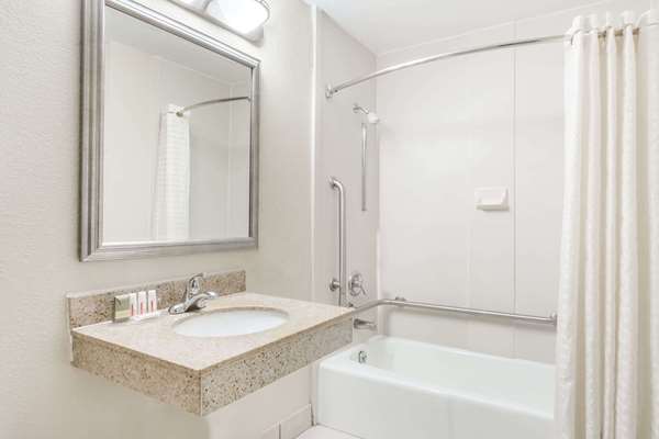  - Super 8 Motel Garysburg - I-95, Exit 176