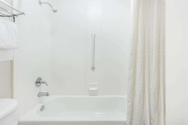  - Super 8 Motel Garysburg - I-95, Exit 176