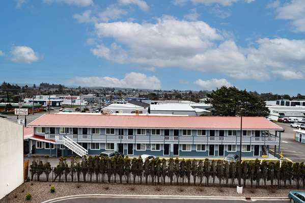 Exterior view - Travelodge Newport