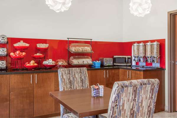  - Ramada Inn Carlyle