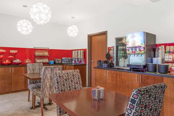  - Ramada Inn Carlyle