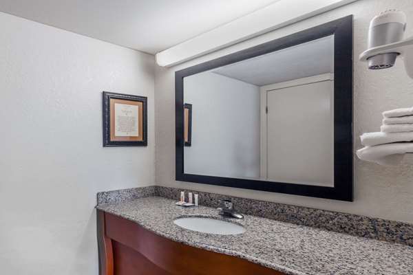  - Baymont Inn & Suites Pigeon Forge