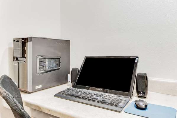 Conference Area - Baymont Inn & Suites Airport Midland