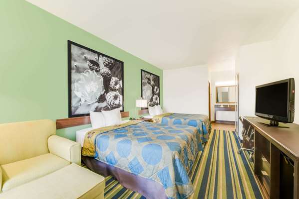  - Super 8 Hotel Cotulla