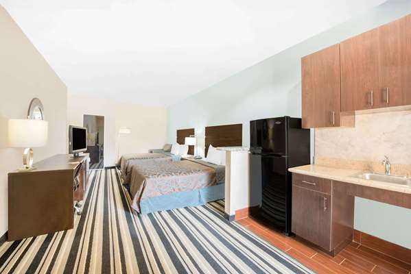 Suite - Super 8 Motel Dilley