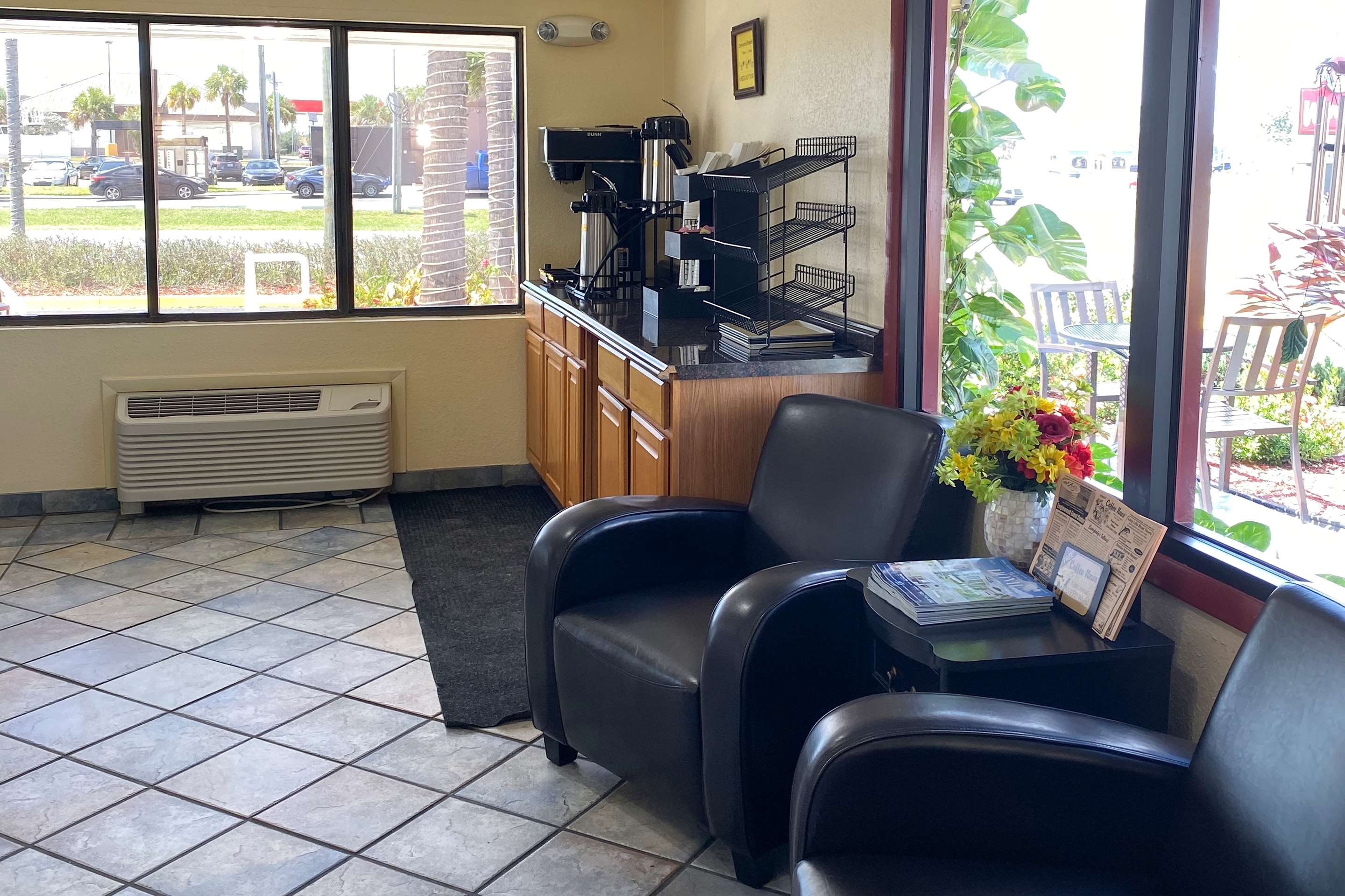 Lobby | Knights Inn Punta Gorda