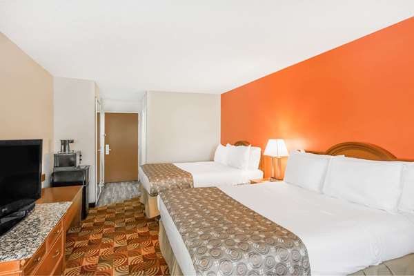  - Days Inn Shallotte