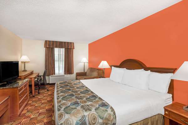  - Days Inn Shallotte