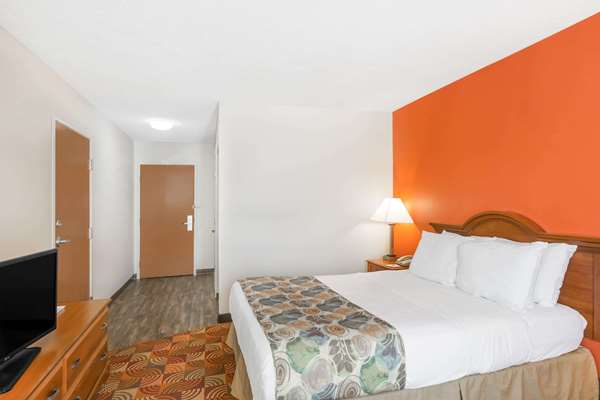  - Days Inn Shallotte