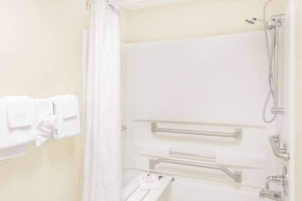  - Days Inn Shallotte